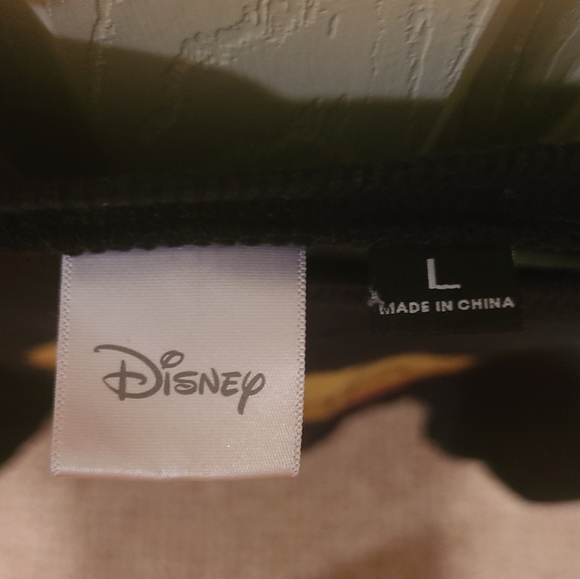 Lion King Cropped Crewneck Sweatshirt - Picture 2 of 3